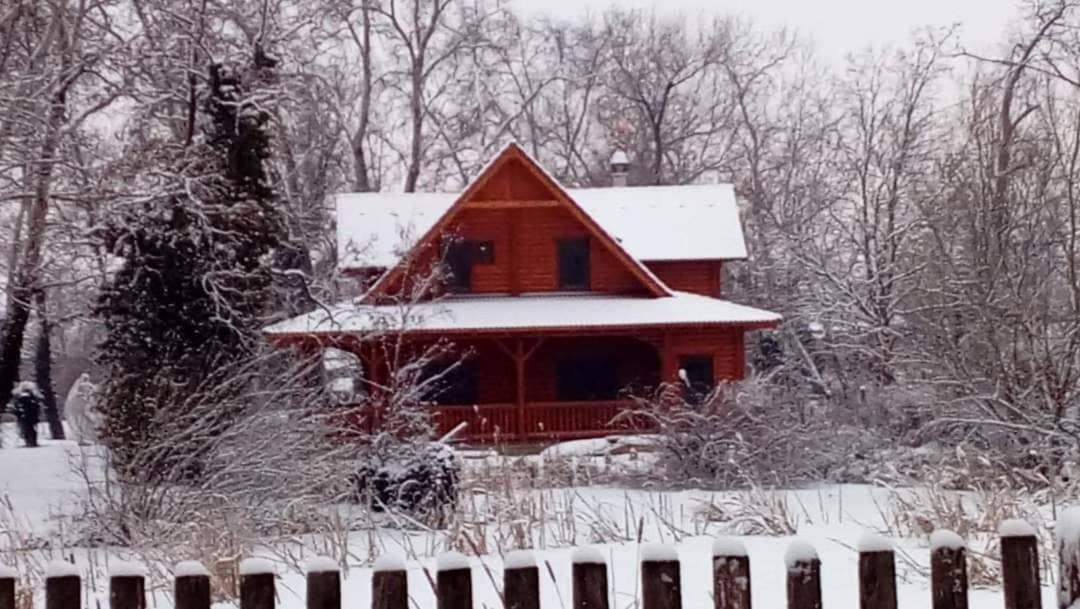Hotel Dom Argyelus - Argyelus Haz - Fesztypark Martovce Exterior foto
